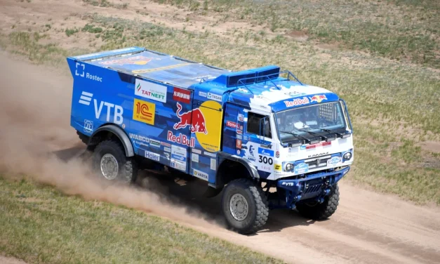 Dari Truk Pekerja ke Legenda Dakar: Perjalanan Kamaz Mendunia