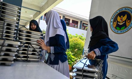 MBG 2026 Didukung Rp 335 Triliun, Dampak Luas bagi Ekonomi