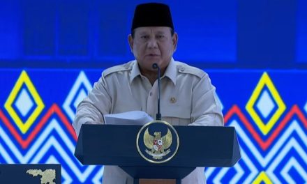 Prabowo Terharu Melihat Prestasi Siswa Sekolah Rakyat