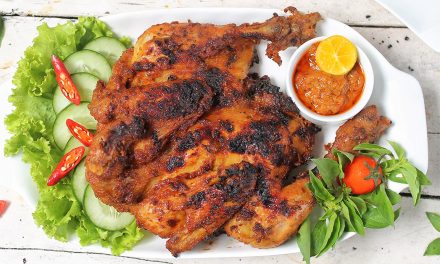 Teknik Ungkep sebagai Kunci Kelezatan Ayam Bakar Teflon