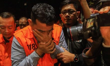 Kasus Suap Importasi Bea Cukai: Pemilik PT Blueray Serahkan Diri