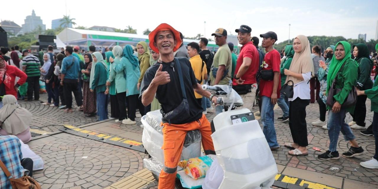 Warga Heboh Raih Motor Listrik & Sembako di Pasar Murah 2026