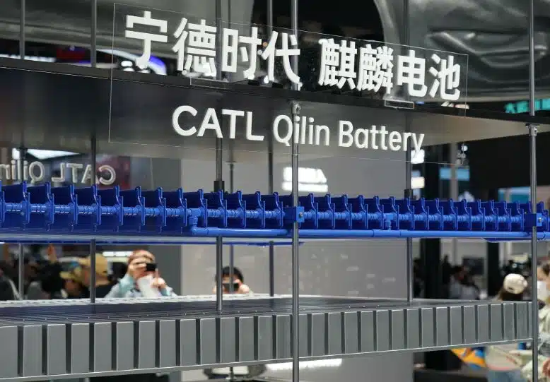 CATL Guncang Industri! Kuasai 50% Pasar Baterai EV China 2026