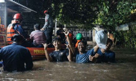 Banjir Ciracas 2026 Akibat Luapan Kali Cipinang, 9 RW Terdampak