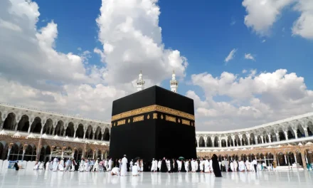 Konflik Timur Tengah Memanas, 58 Ribu Jemaah Umrah Tertunda!