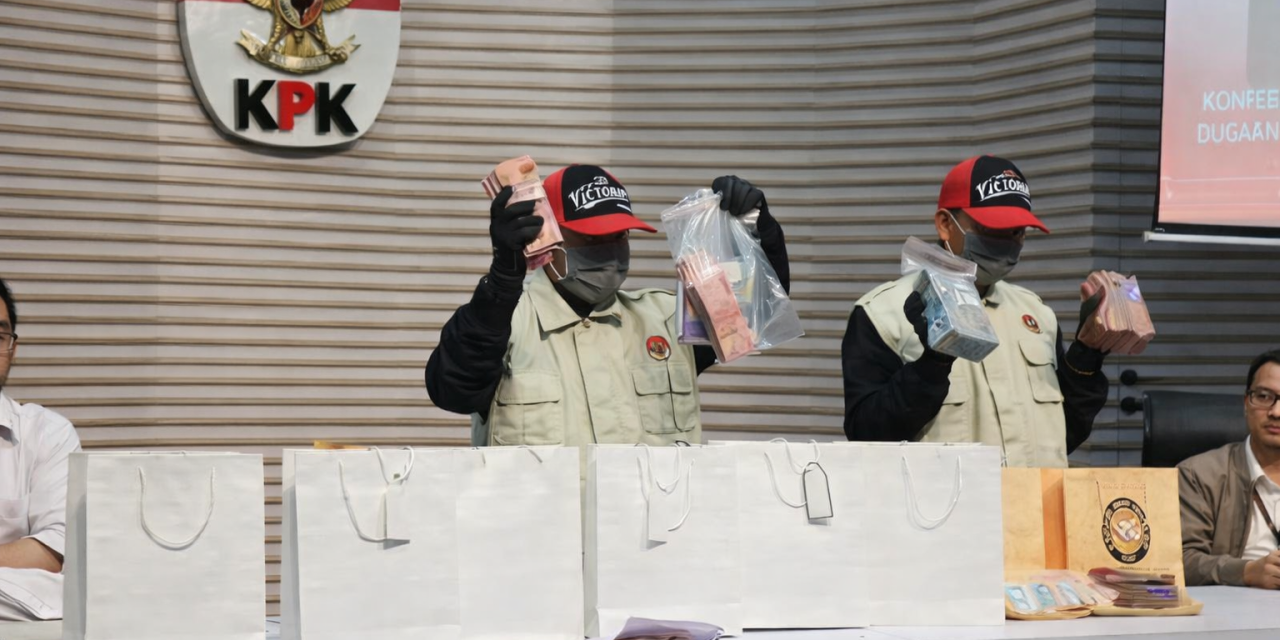 Rp515 Juta untuk THR Polisi-Jaksa, Bupati Cilacap Palak Bawahan