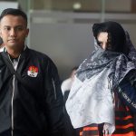 Terkuak! Suami dan Anak Bupati Pekalongan Terima Rp13,7 M