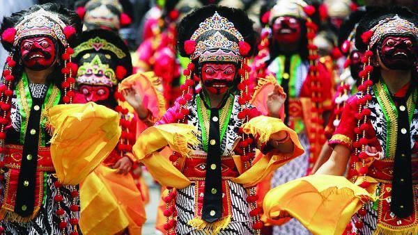 Topeng Cirebon Panji: Simbol Budaya dan Filosofi Kehidupan
