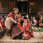 Tradisi Mangulosi Batak: Simbol Kasih Sayang Sepanjang Hidup