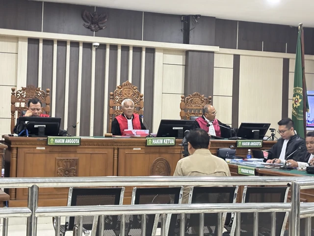 Kasus Sritex: Iwan Lukminto Bersaudara Dituntut 16 Tahun