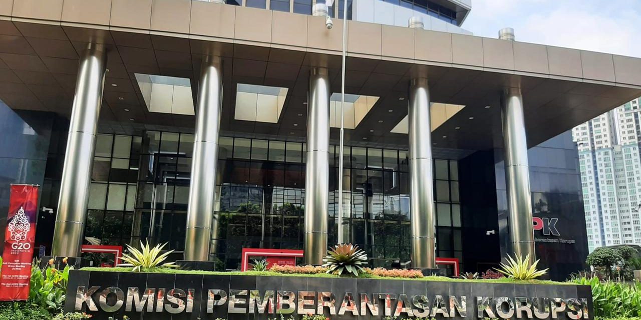 OTT KPK di Tulungagung: Politisi PDIP Jatmiko Ikut Diamankan