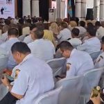 Viral! Pejabat Pati Kedapatan Main HP Saat Sosialisasi KPK