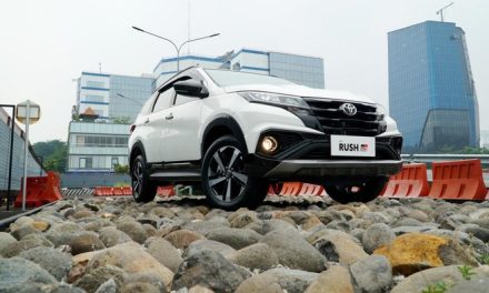 Penjualan Toyota Rush Tetap Moncer, Ini Rahasianya