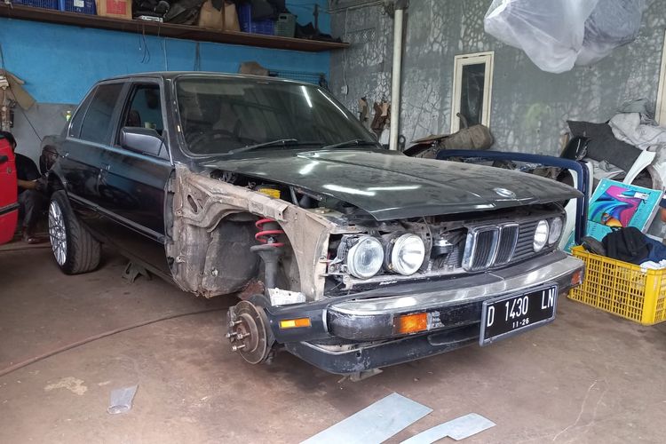 BMW E30 Bekas Rusak Berat Bisa Jadi Pilihan Tepat Untuk Restorasi Klasik