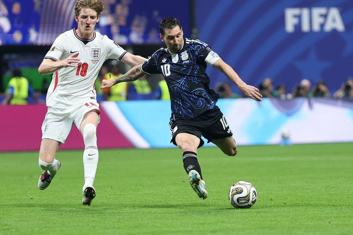 Messi Bantah Bantuan Wasit