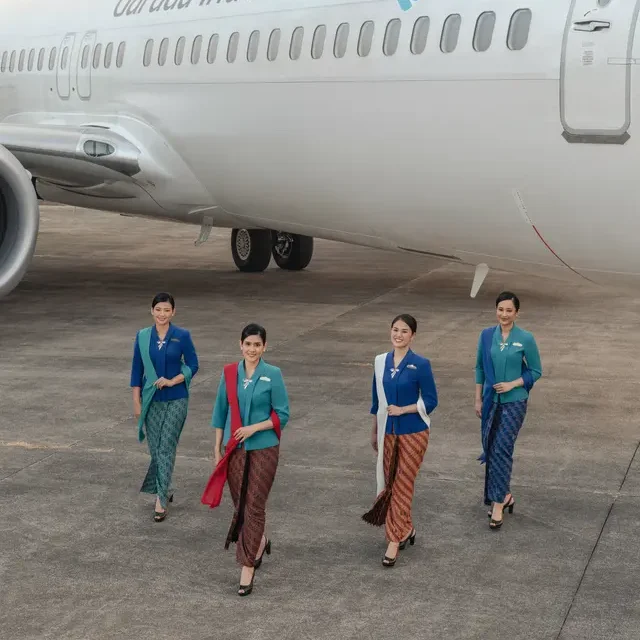 Garuda Indonesia Perkenalkan Seragam Tematik Baru Bernuansa Budaya Nusantara