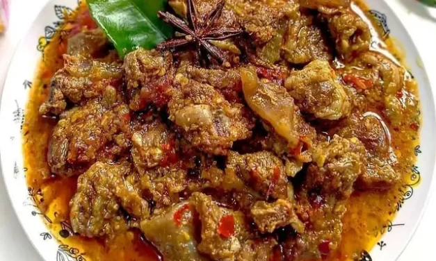 Resep Gulai Daging Sapi Empuk, Kuah Santan Gurih dan Kaya Rempah