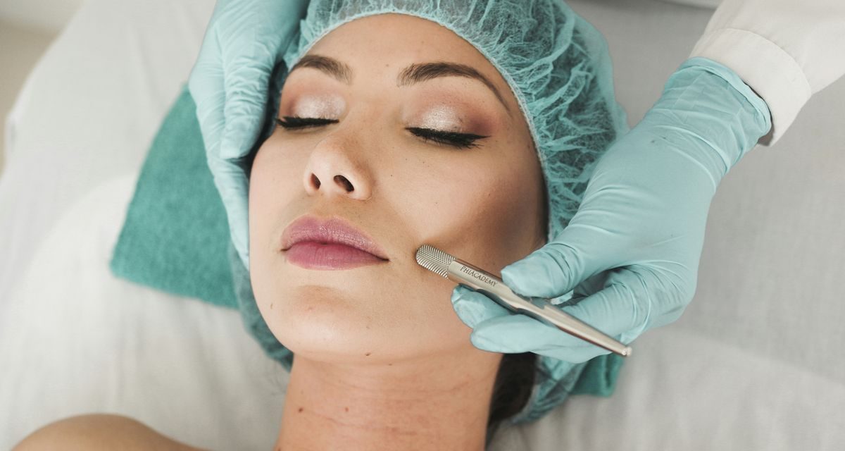 Judul Berita Perawatan Skin Tightening Nonbedah Makin Populer, Teknologi Estetika Modern Tawarkan Hasil Alami