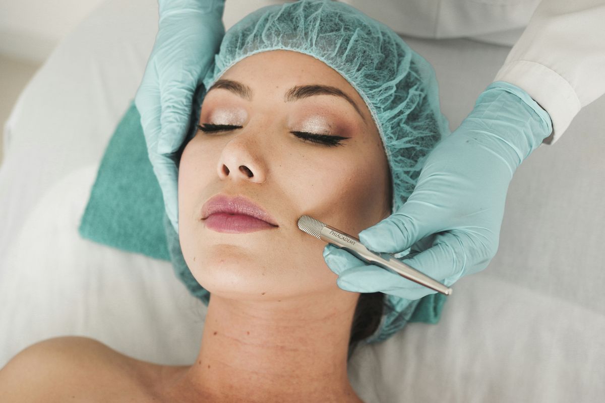 Skin Tightening Nonbedah