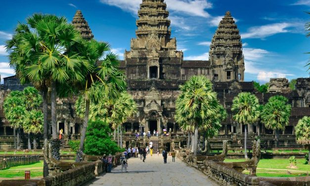 Kamboja Pertimbangkan Bebas Visa untuk Wisatawan Asing