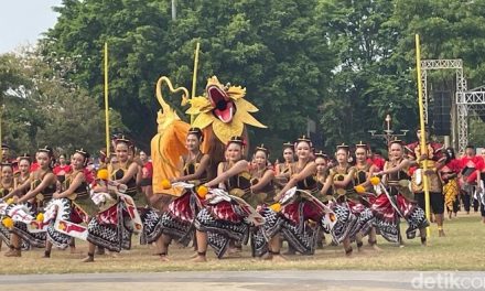 Seribu Pelajar Tampilkan Tari Kolosal di Pati untuk Lestarikan Budaya
