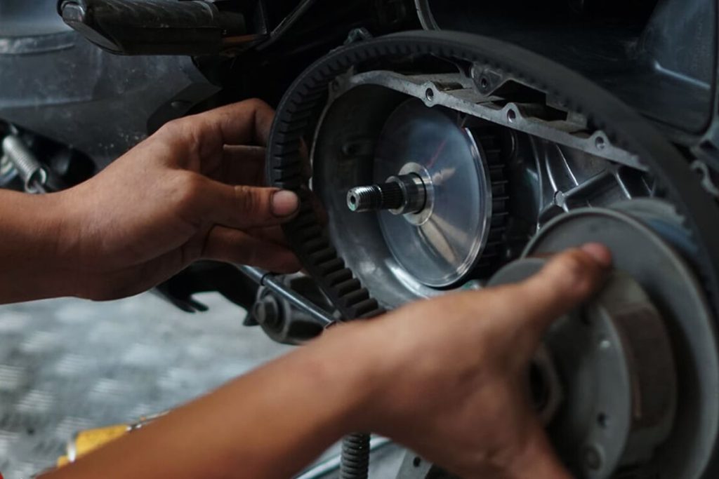 Pemeriksaan komponen CVT motor matik saat servis rutin
