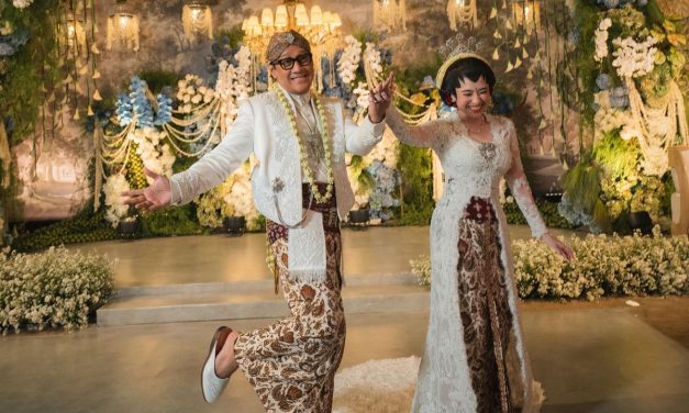 Andre Taulany dan Amanda Rigby Resmi Menikah, Intip Gaya Akadnya